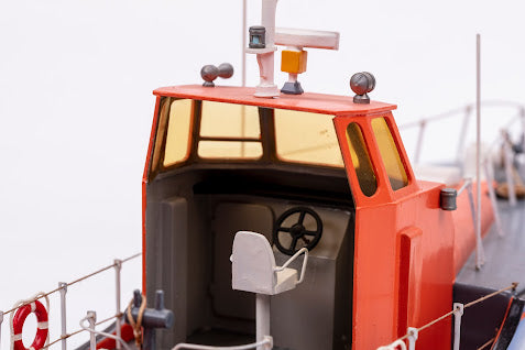 Billing Royal Navy Lifeboat Waveny 1:40 BIL101