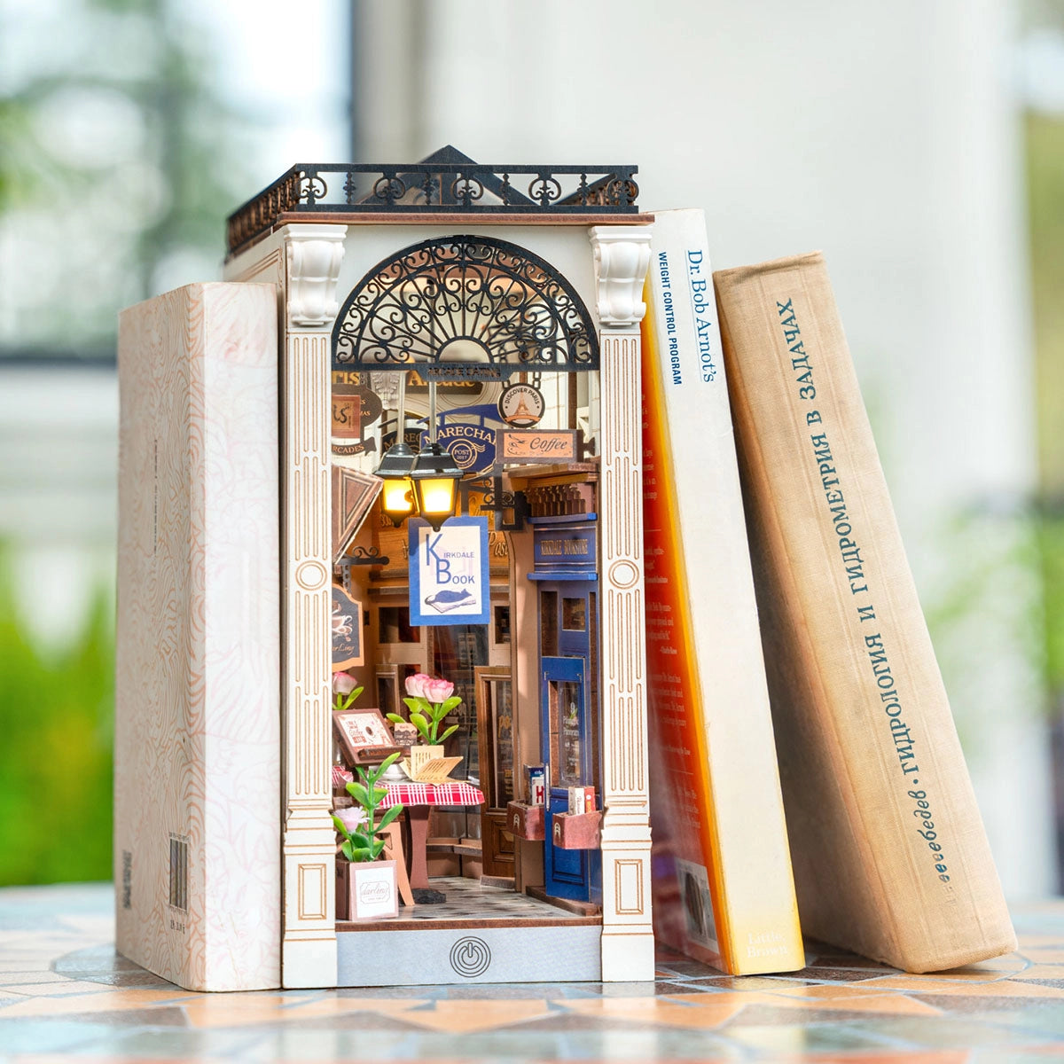 Rolife Book Nook Shelf Insert - Arcade Dating TGB10