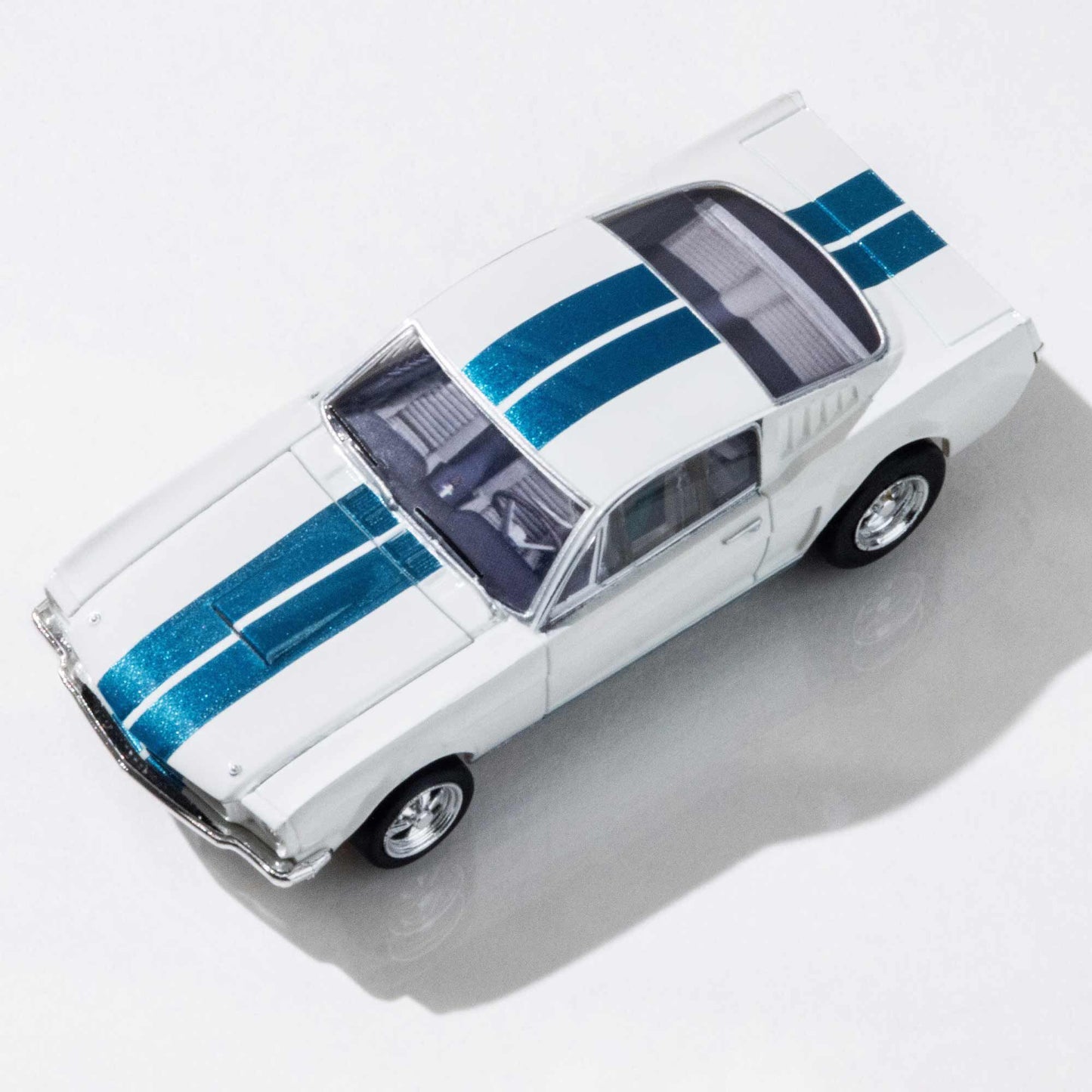AFX Shelby GT350 1965 White/Blue 22068