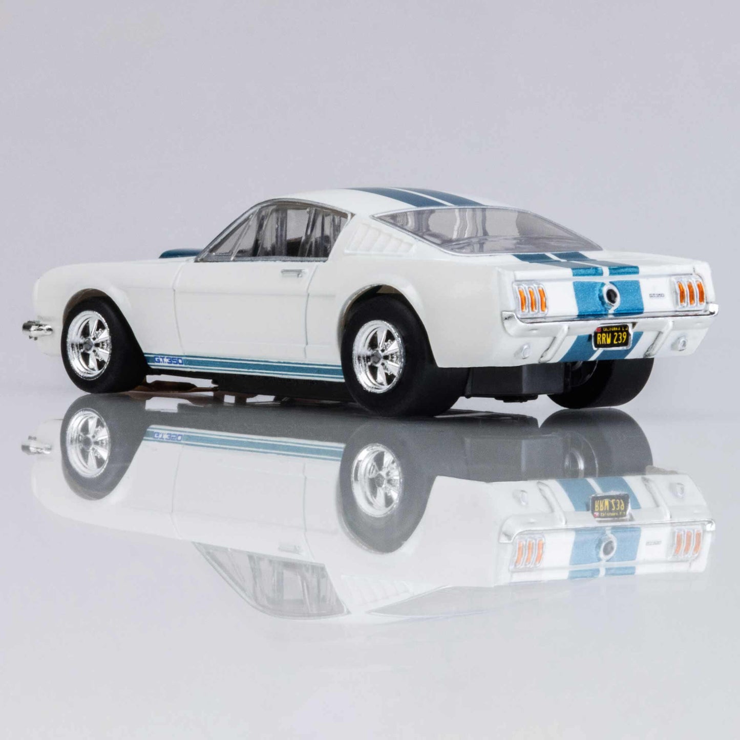AFX Shelby GT350 1965 White/Blue 22068