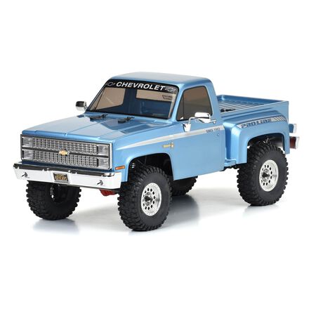 SCX10 III  Base Camp Proline 82 Chevy K10  LE RTR AXI03029