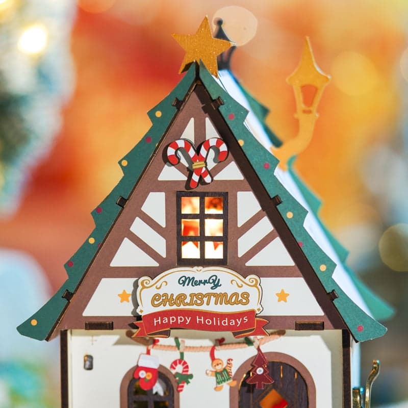 Rolife Twinkling Christmas House Miniature Doll House DS036