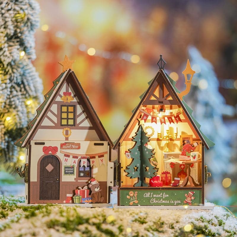 Rolife Twinkling Christmas House Miniature Doll House DS036