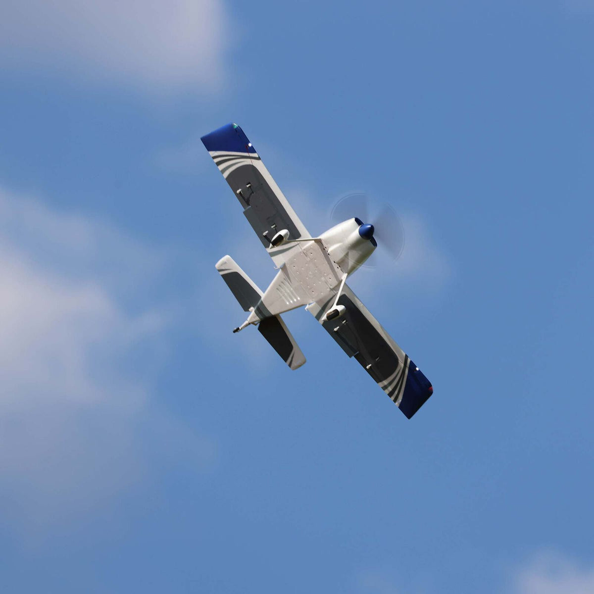 RV-7 1.1m BNF Basic with SAFE Select and AS3X EFL01850