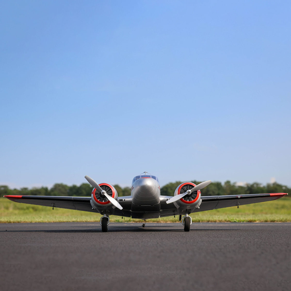 Beechcraft D18 1.5m BNF Basic EFL106250