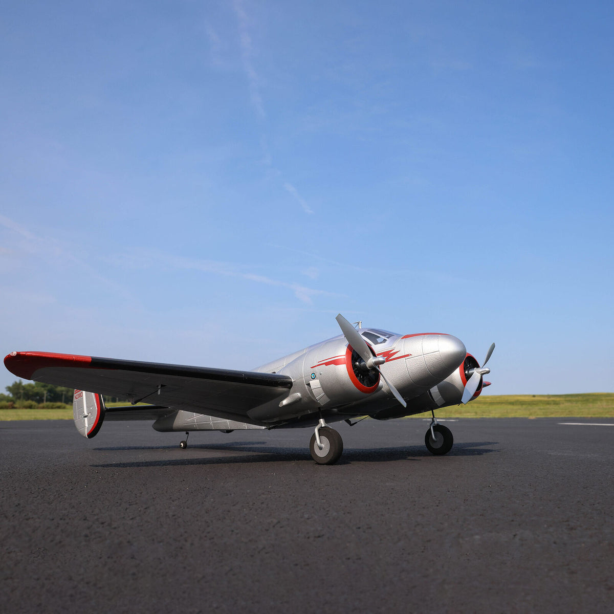 Beechcraft D18 1.5m BNF Basic EFL106250