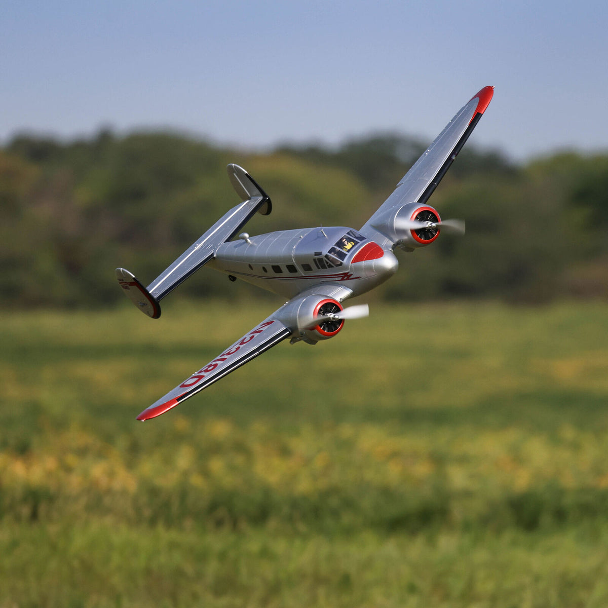 Beechcraft D18 1.5m BNF Basic EFL106250