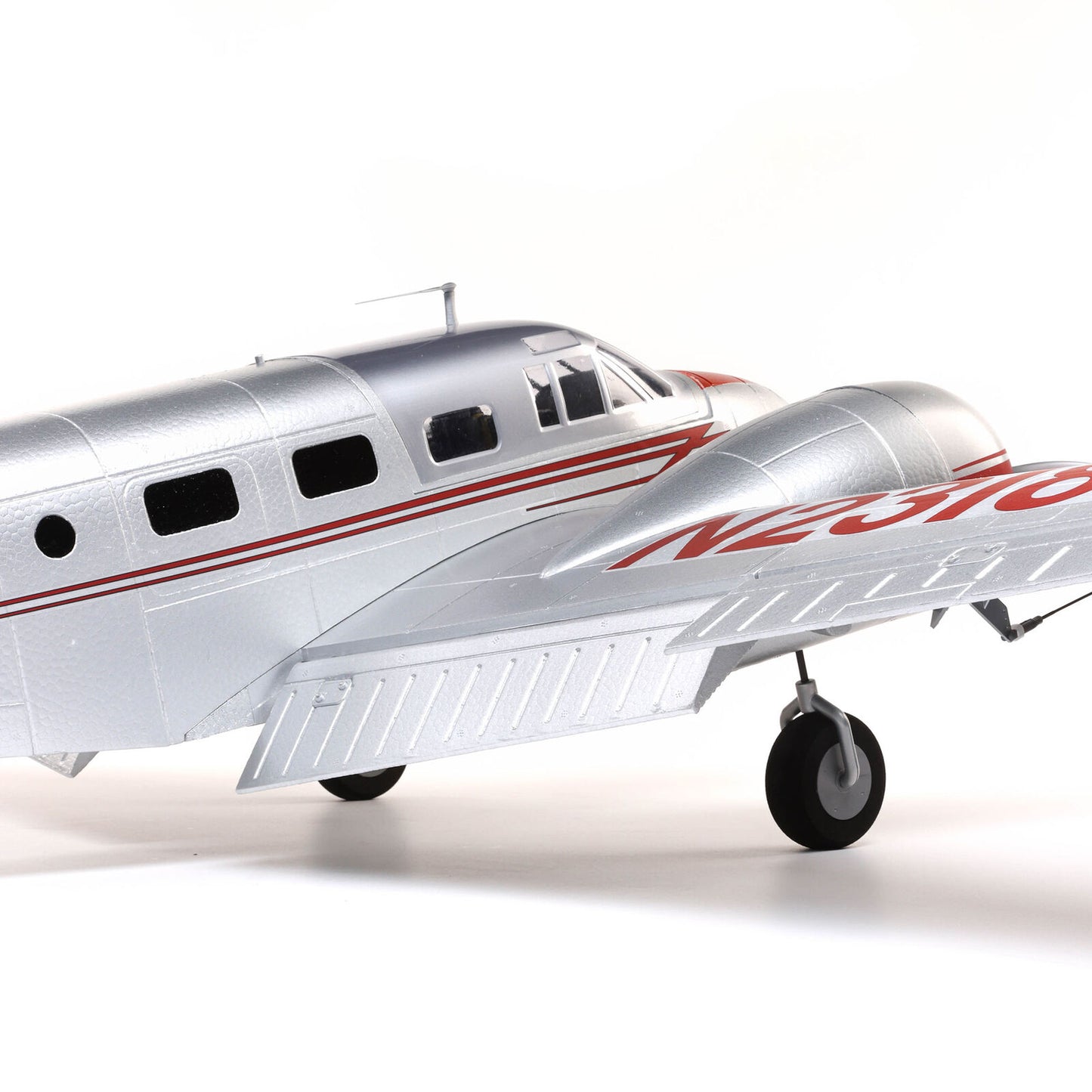 Beechcraft D18 1.5m BNF Basic EFL106250