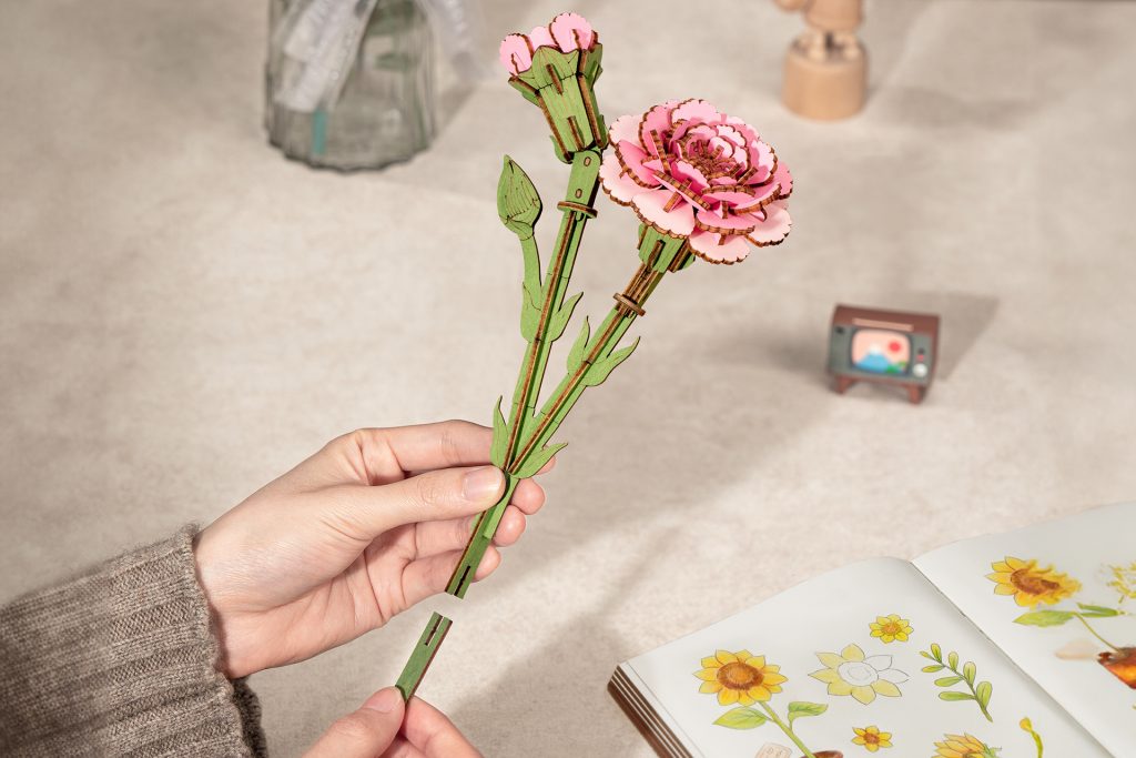 Rowood DIY Wooden Flower Pink Carnation TW051