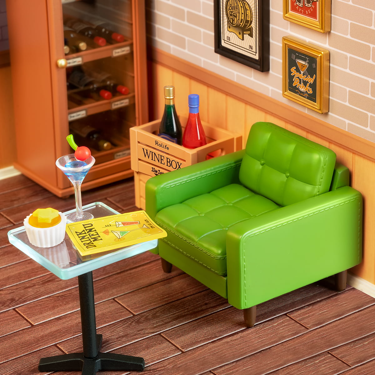 Rolife Leisurely Cheers Bar DIY Plastic Minature House