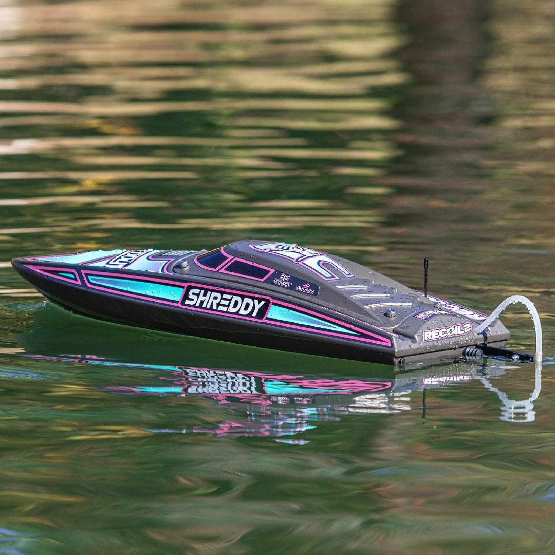 Pro Boat Shreddy Recoil 2 V2 26" Self-Righting, Brushless RTR (Battery & Charger Included)