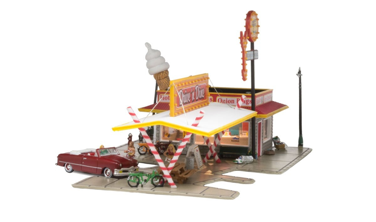 DRIVE 'n DINE (LIT) (HO) Structure SCALE WOO5029