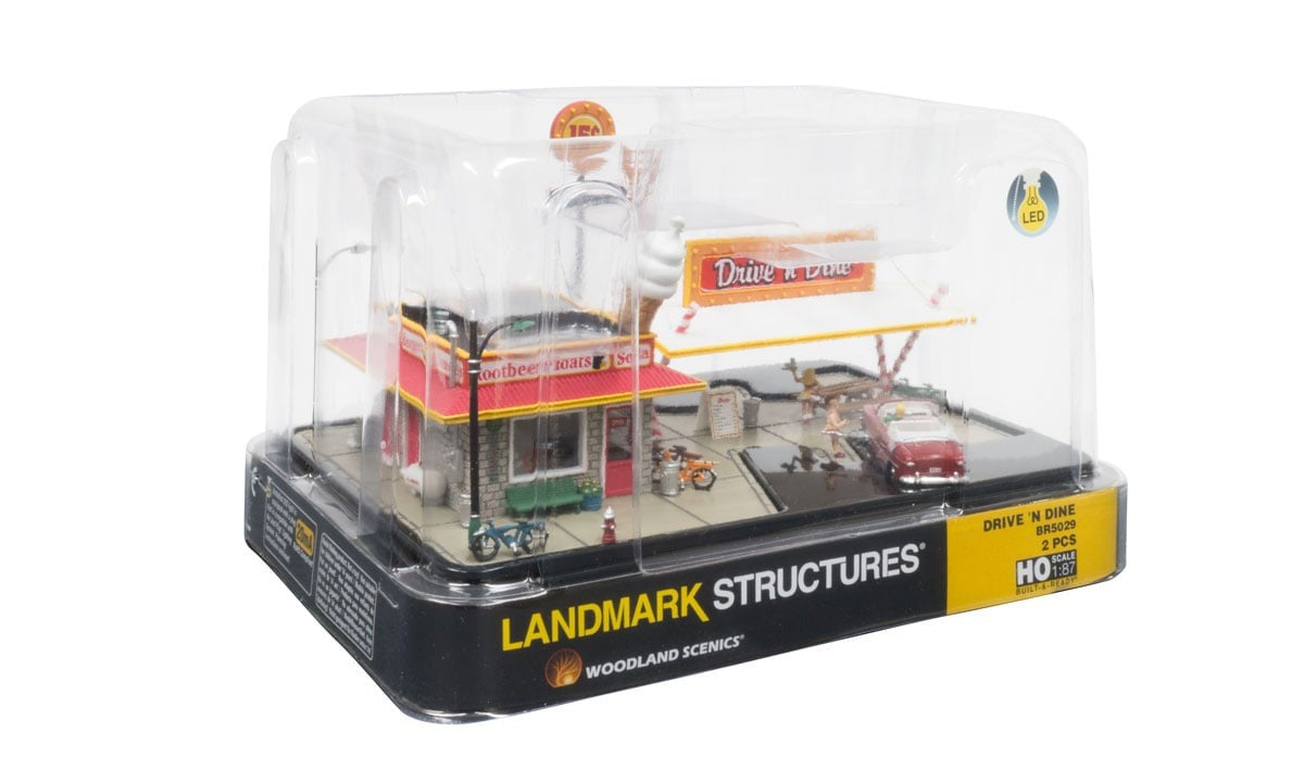 DRIVE 'n DINE (LIT) (HO) Structure SCALE WOO5029