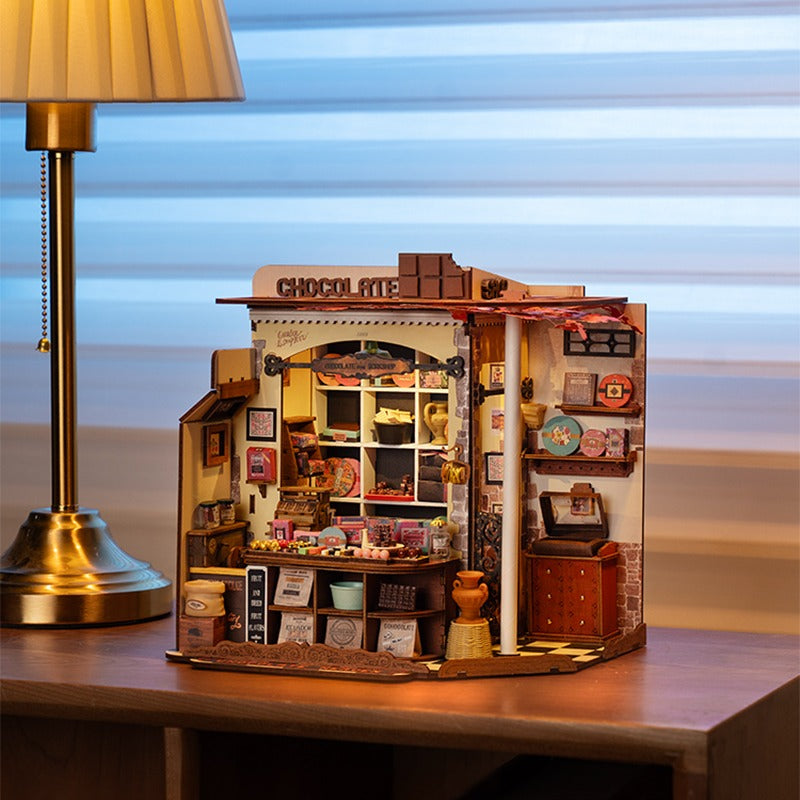 Rolife DIY Miniature House - Henry’s Chocolate DG174