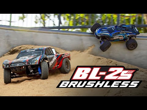 Traxxas Rustler® 4X4 Brushless: 1/10-scale 4WD Stadium Truck Blue TRA67164-4