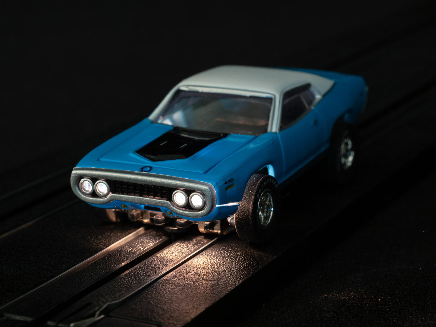 Auto World Flamethrower - X-Traction - Slot Car SC366
