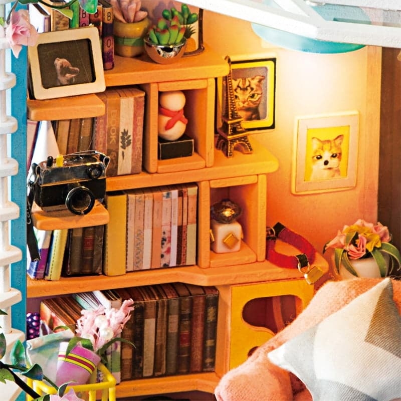 Rolife Dora's Loft DIY House ROEDG12