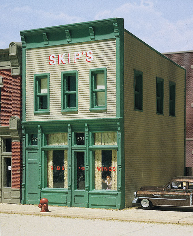 SKIP'S CHICKEN & RIBS - HO SCALE WOO10500