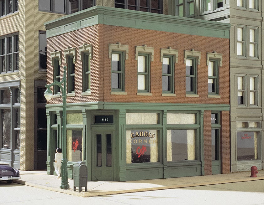 CAROL'S CORNER CAFE - HO SCALE WOO11300