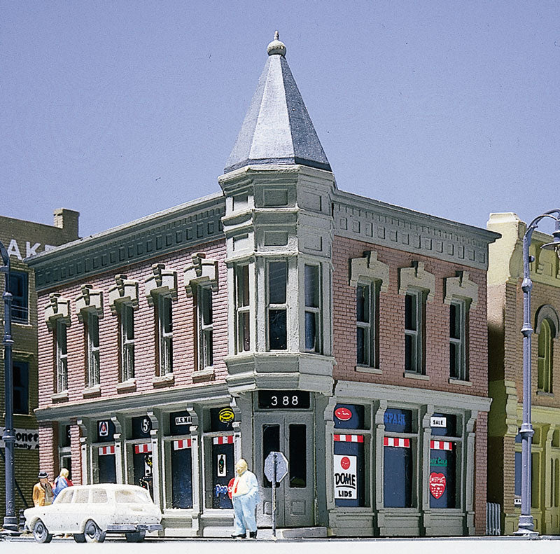 CORNER TURRET BUILDING N SCALE WOO51300