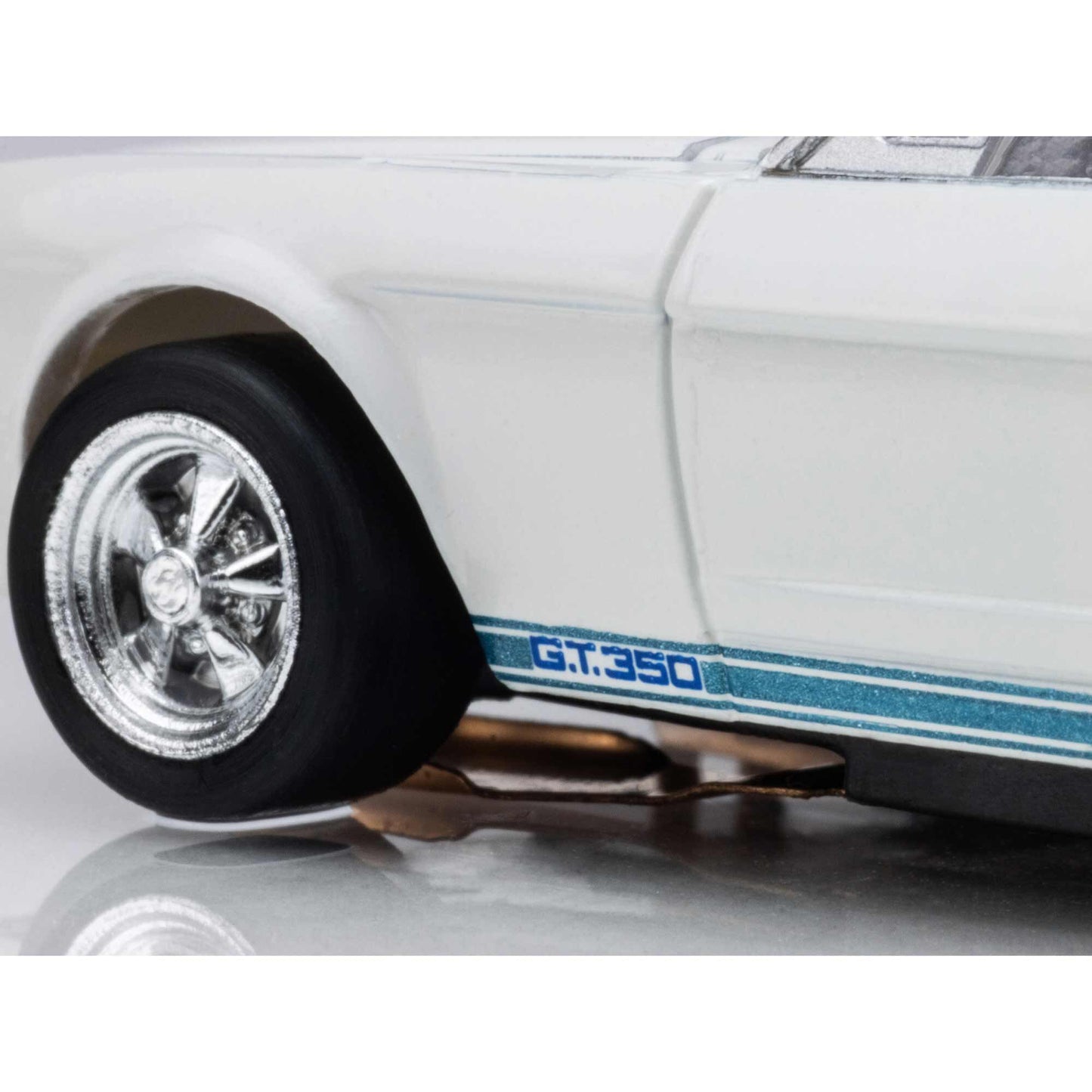 AFX Shelby GT350 1965 White/Blue 22068