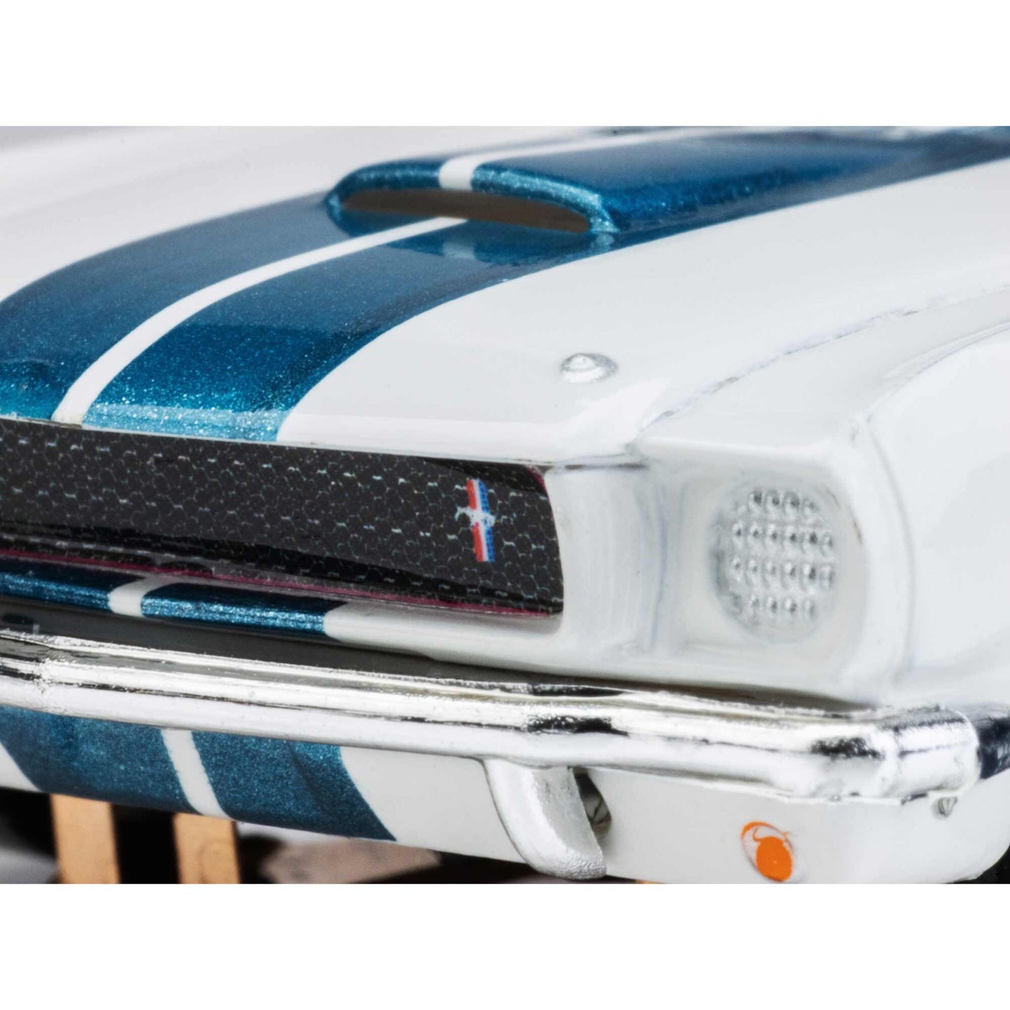 AFX Shelby GT350 1965 White/Blue 22068