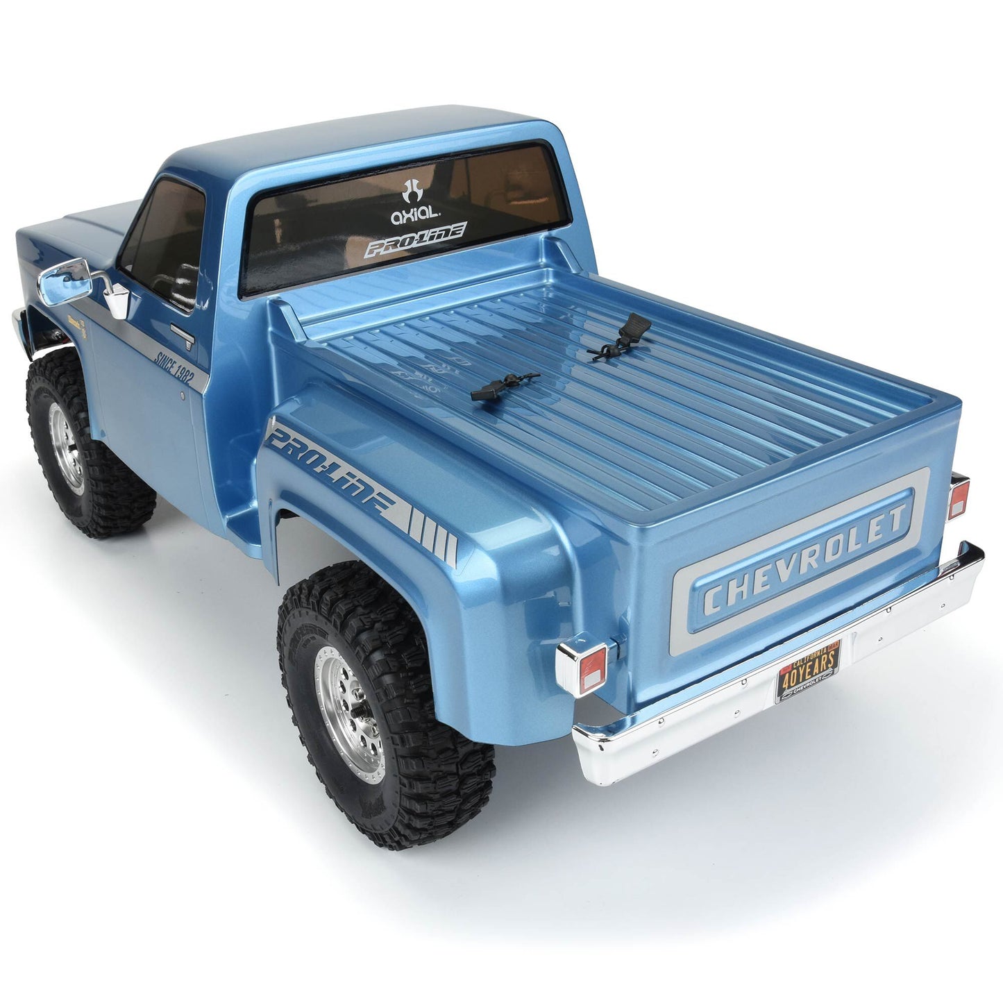 SCX10 III  Base Camp Proline 82 Chevy K10  LE RTR AXI03029