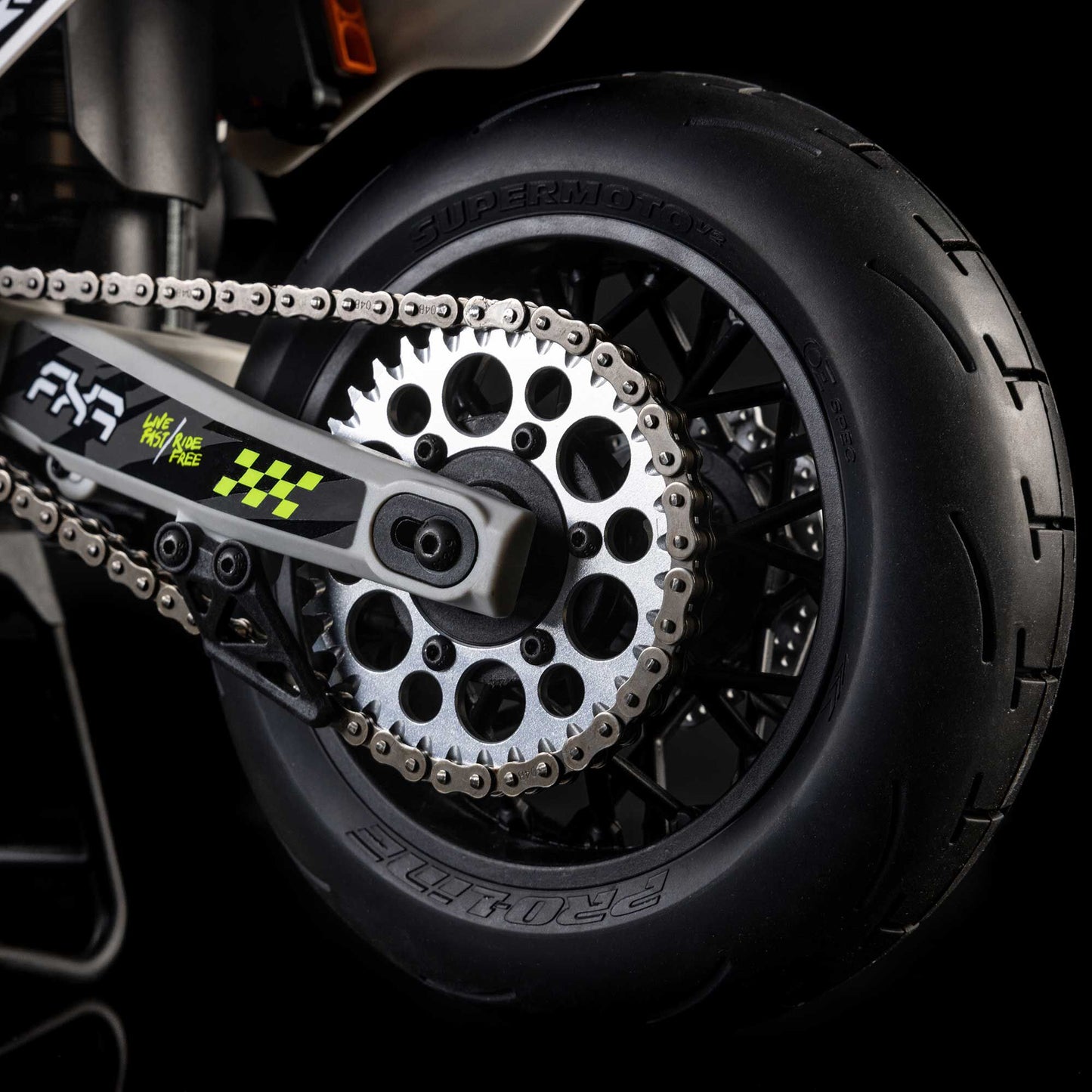 LOSI 1/4 Promoto-SM FXR Supermoto Motorcycle RTR LOS-2310