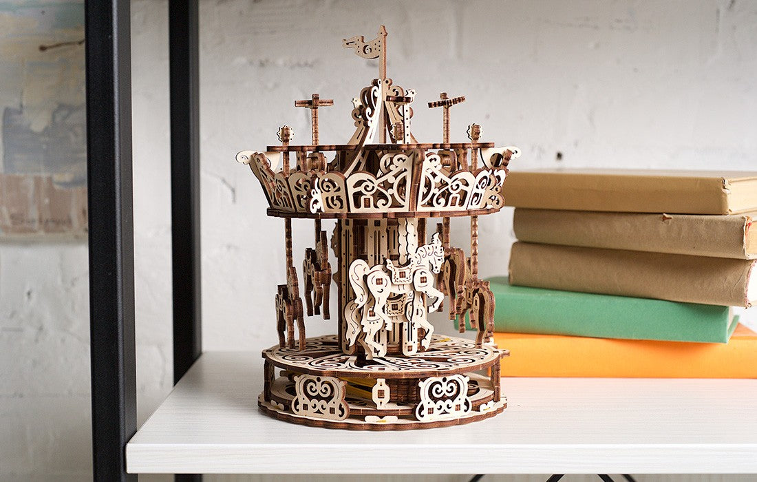 Ugears Carousel  - 300 Pieces UGR70129