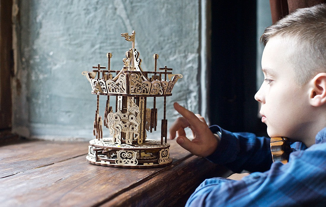 Ugears Carousel  - 300 Pieces UGR70129