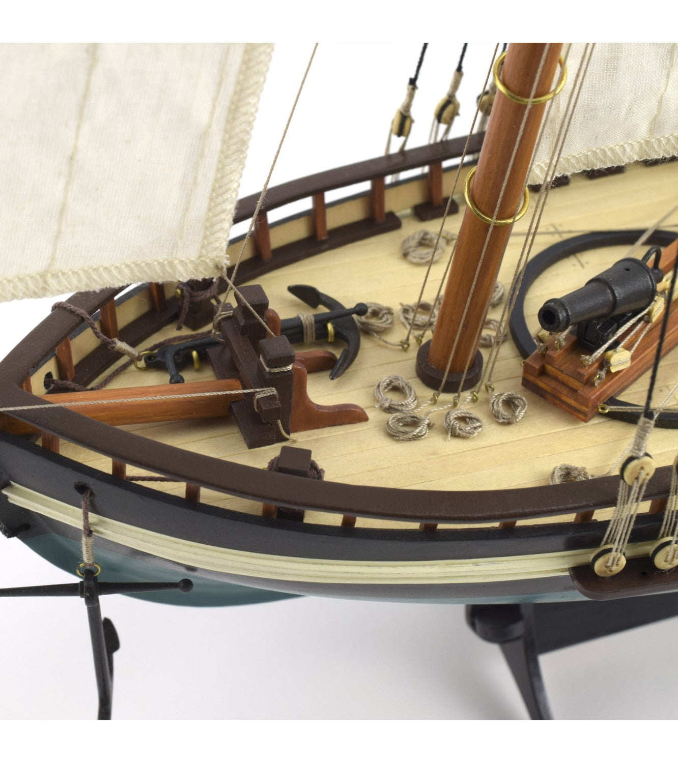 American Schooner Virginia 1:40 Wooden Model Boat Kit ART22115