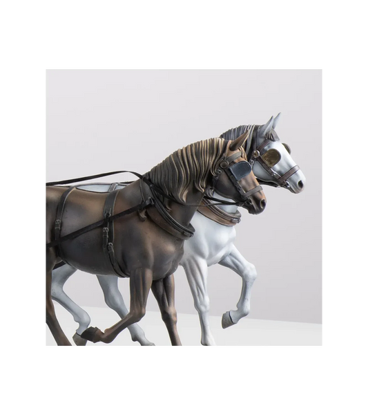 Set of 2 Resin Horses for Stage Coach - 1:12 scale