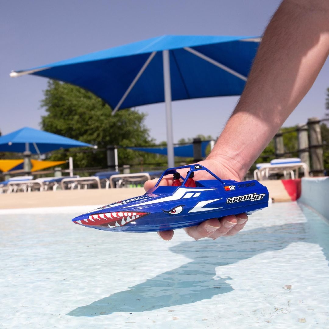 Pro Boat Sprintjet 9-inch Self-Right Jet Boat RTR - Blue (Battery & Charger Included)