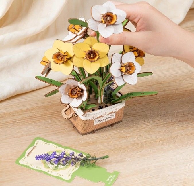 Rolife Narcissus 3D Wooden Puzzle