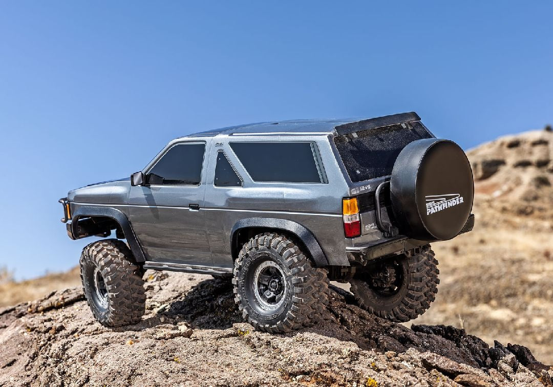 Traxxas 1/10 TRX4 Nissan Pathfinder SE-V6 3S 4x4 RTR - Red TRA110056-4SILVER