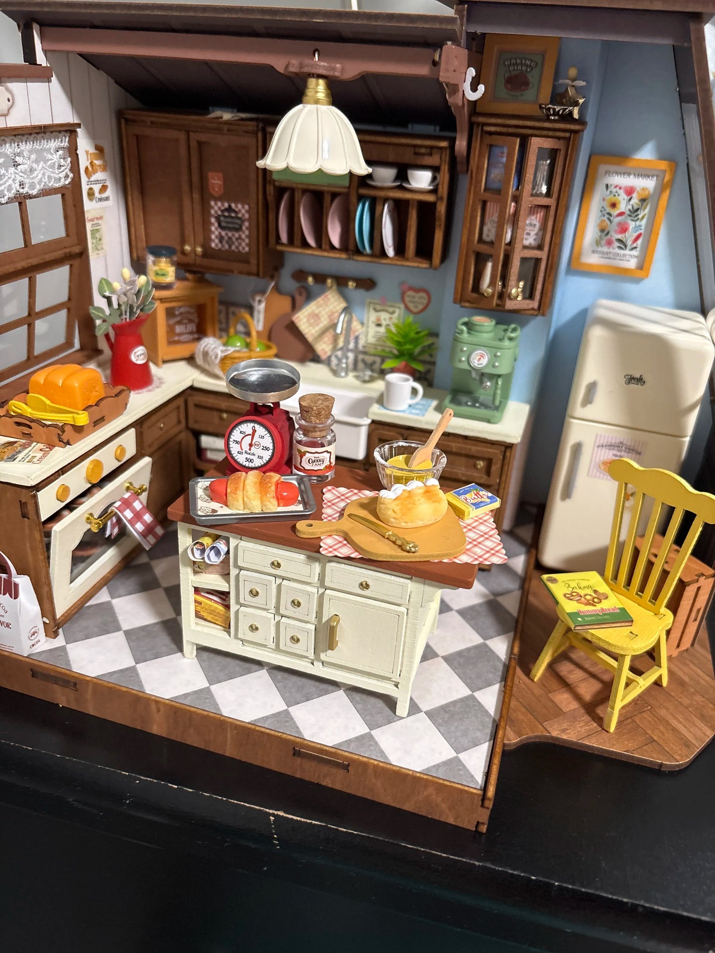 Rolife DIY Miniature House - Baking Kitchen DG172