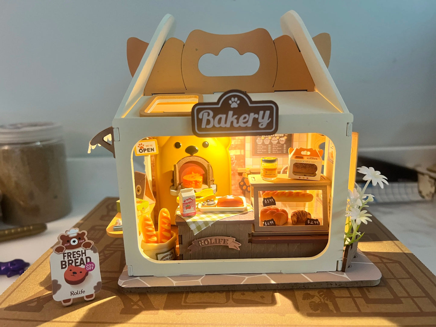 Rolife Teddy's Breadbox DIY Miniature House Kit