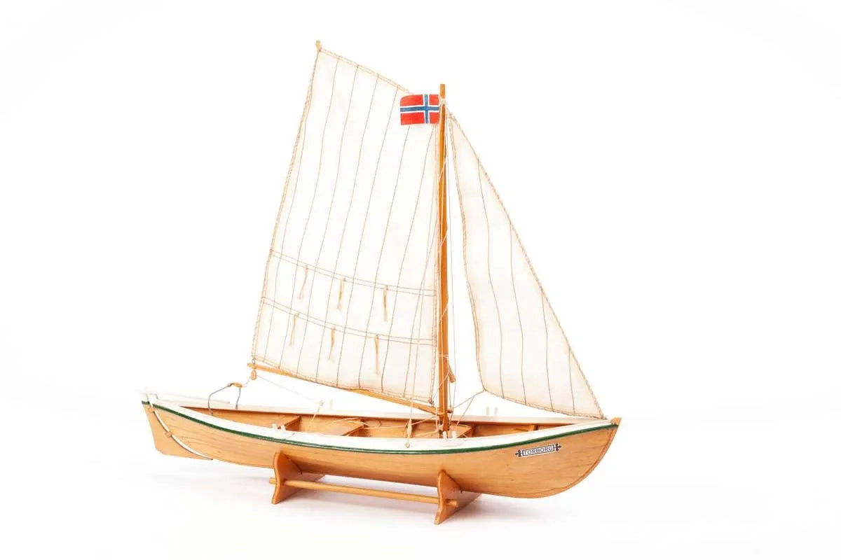Billing Boats 1:20 TORBORG - 910