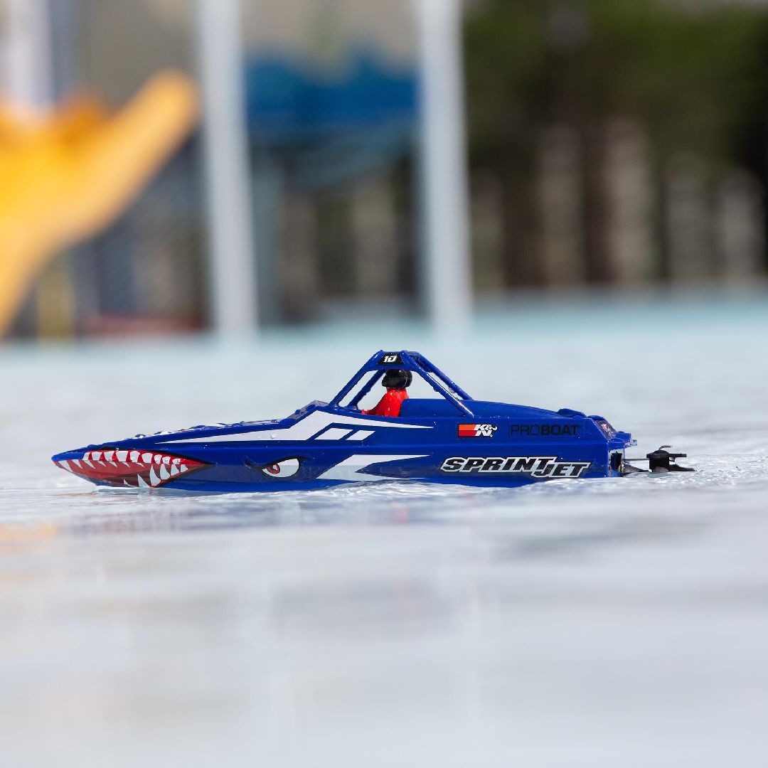 Pro Boat Sprintjet 9-inch Self-Right Jet Boat RTR - Blue (Battery & Charger Included)