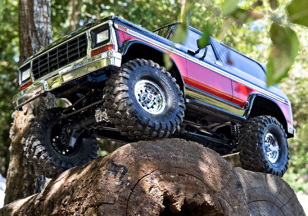 Traxxas TRX-4 1979 Ford Bronco Clipless Body - Traxxas RED  TRA82246-4RED